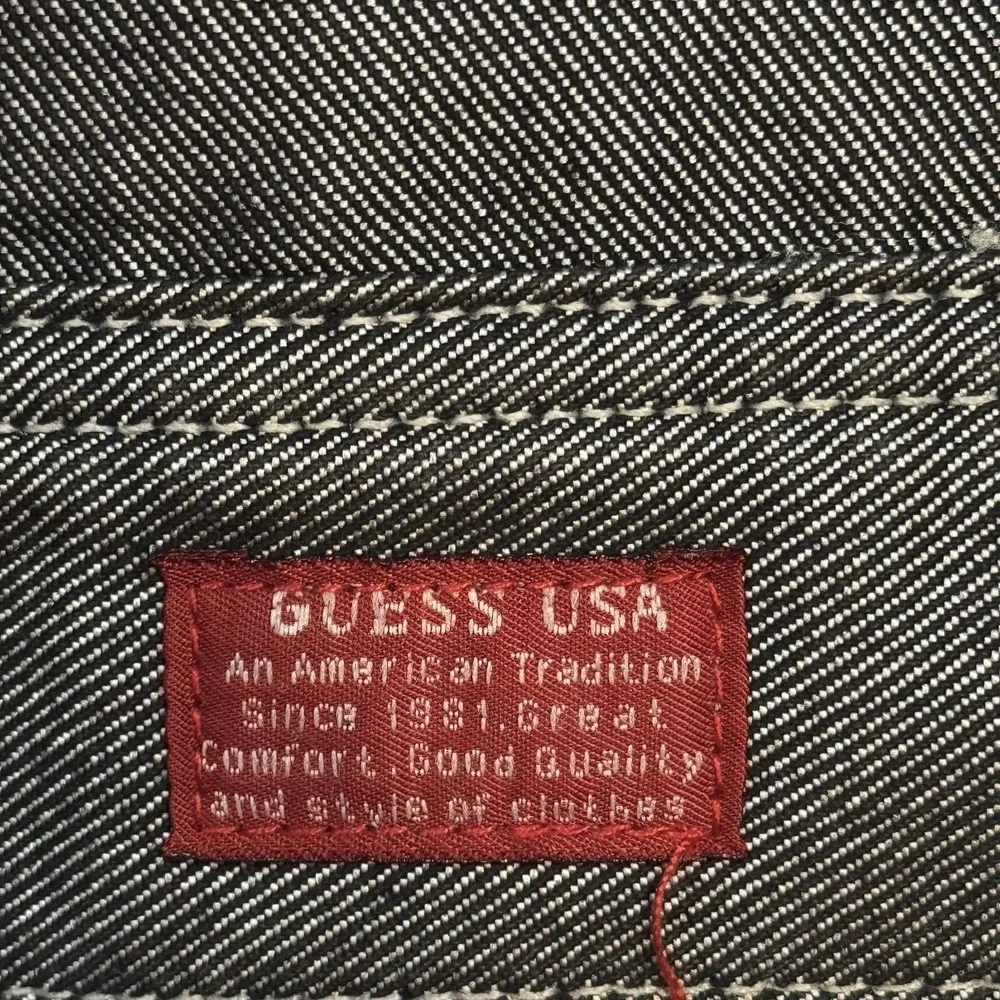 Vintage Guess Jeans Jacket Mens Medium Gray Denim Trucker Made USA Button 90s